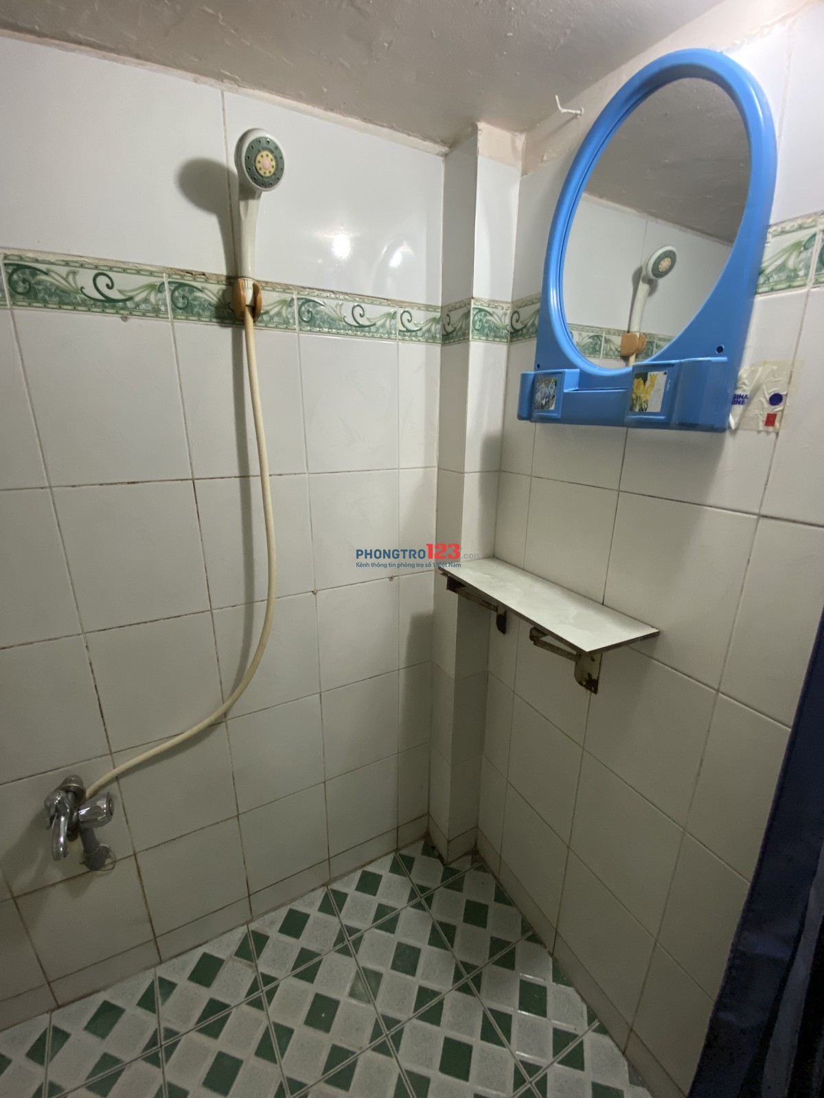 Chính chủ cho thuê phòng. ĐC: 27/71 Điện Biên Phủ (ngay cầu Điện Biên Phủ). 2 triệu/tháng.