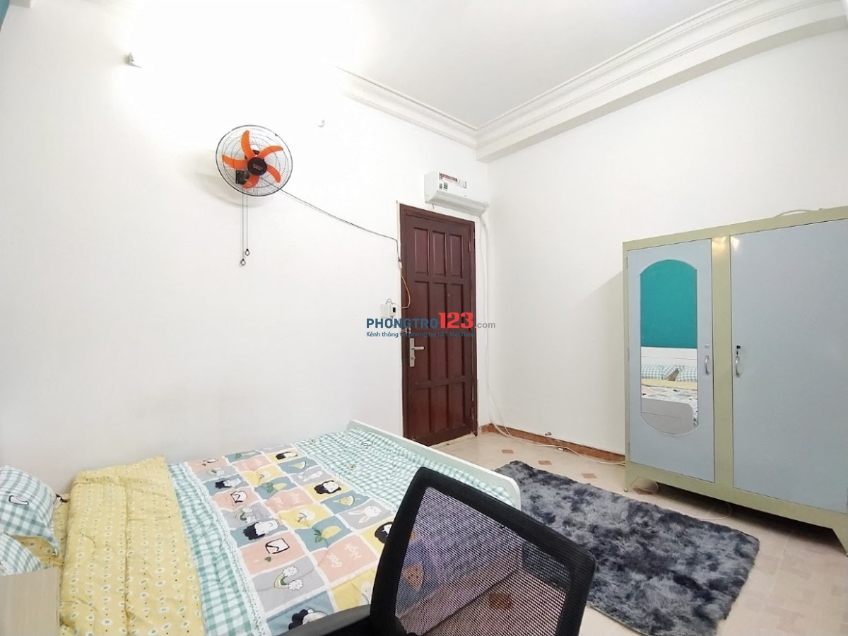 Studio full tiện nghi cho 2 người 2 xe dọn vào ở ngay Đào Duy Anh giao Hồ Văn Huê