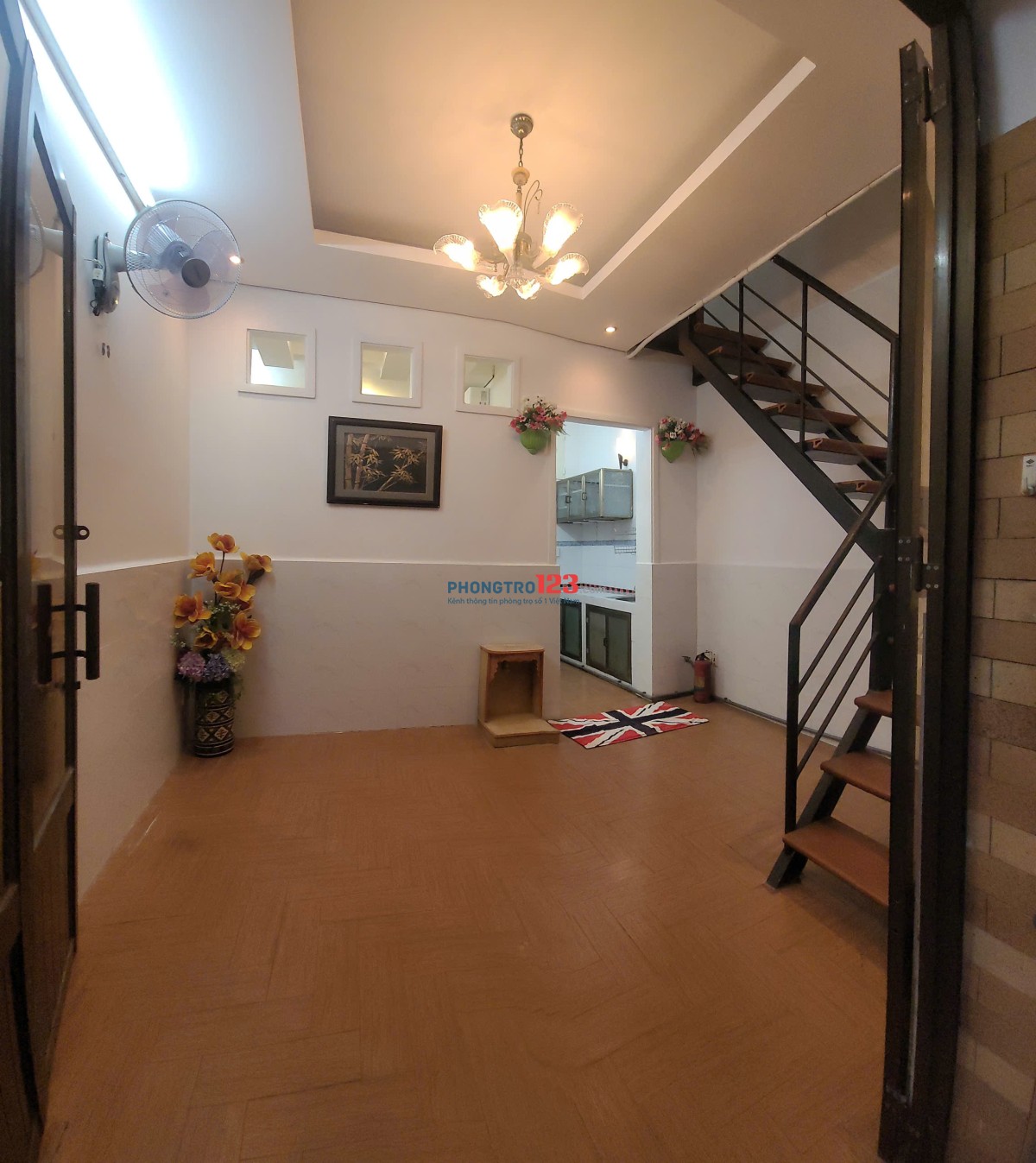 NHÀ CHO THUÊ Trần Đình Xu, Q1. 15tr/ tháng