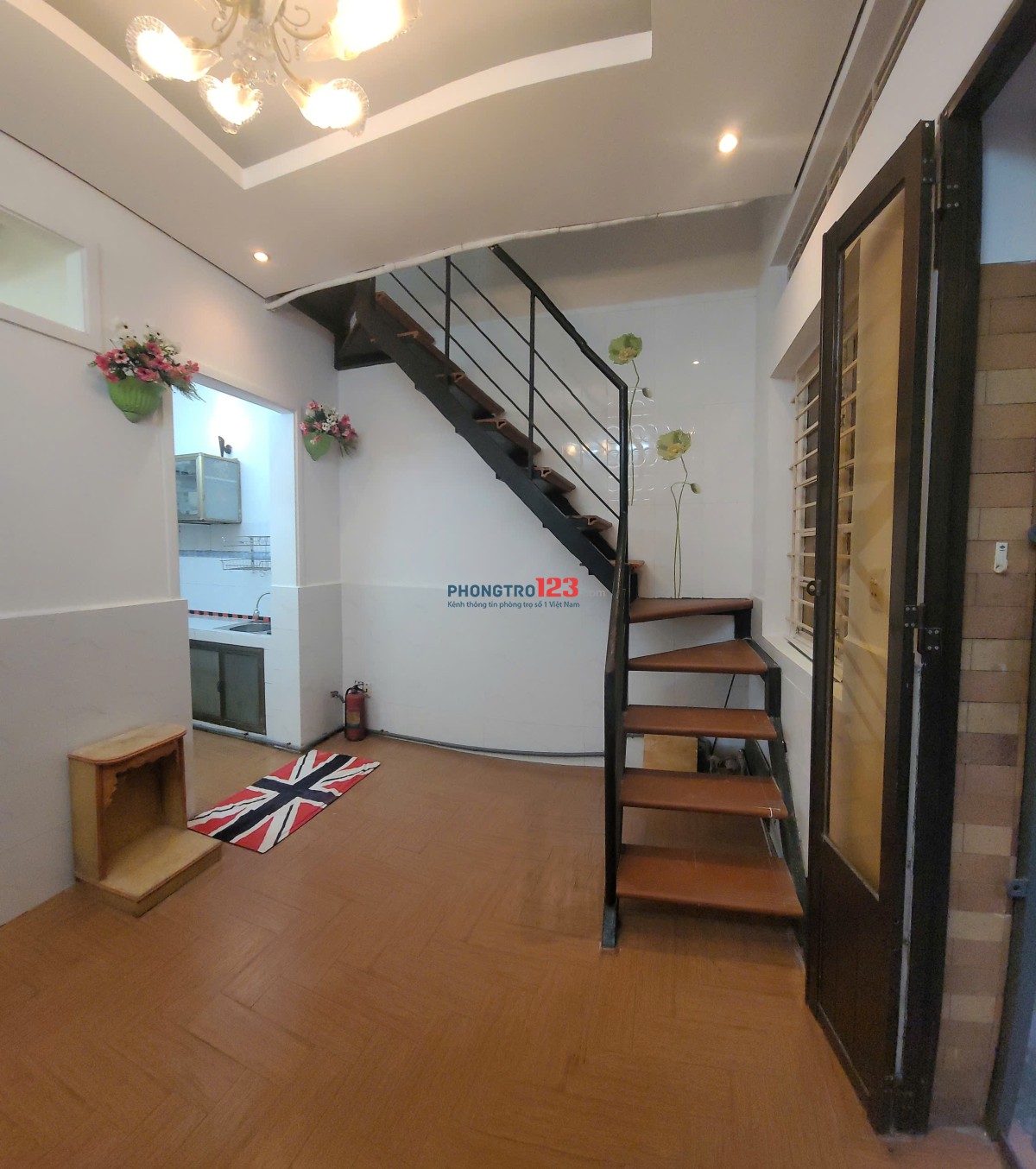 NHÀ CHO THUÊ Trần Đình Xu, Q1. 15tr/ tháng