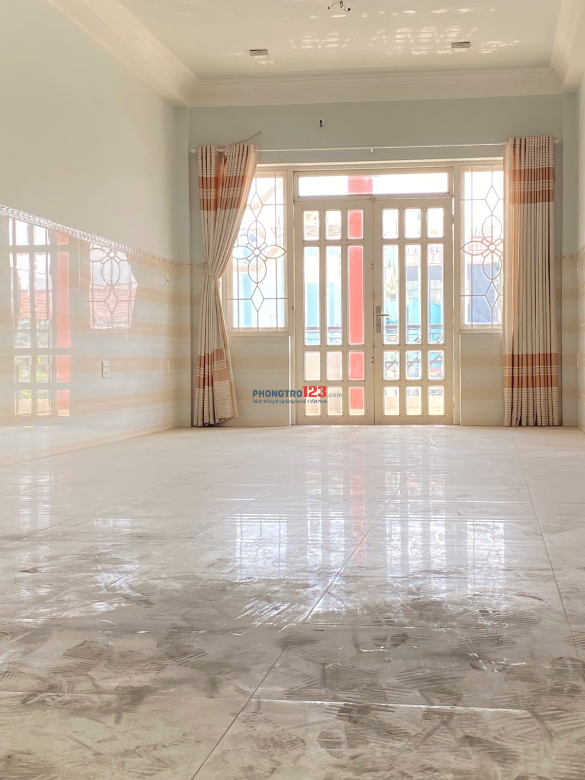 CHÍNH CHỦ CHO THUÊ NHÀ MT PHAN HUY ÍCH, TÂN BÌNH, DTSD 350M2 GIÁ 38TR