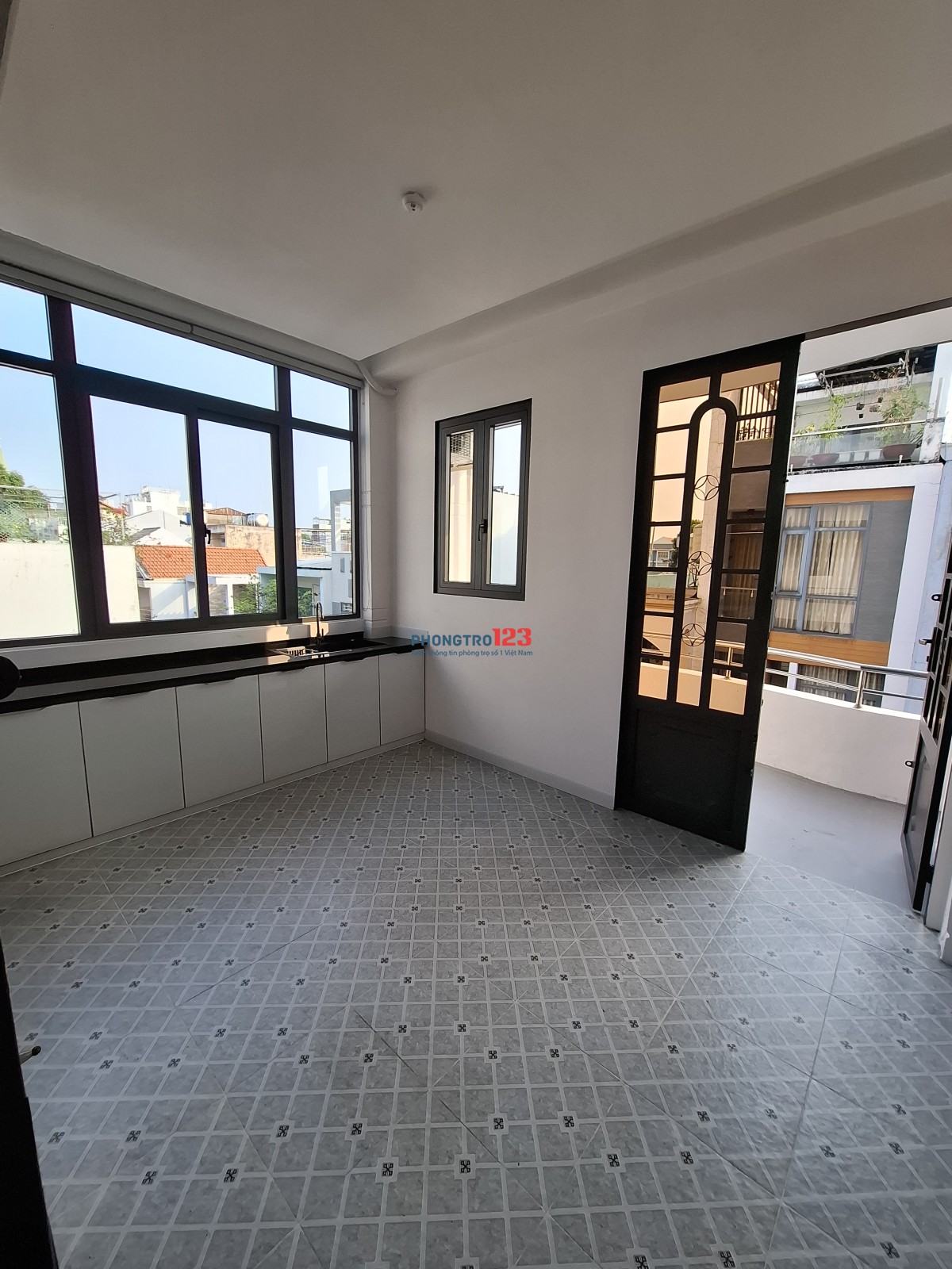 Cho thuê phòng mới nội thất cơ bản