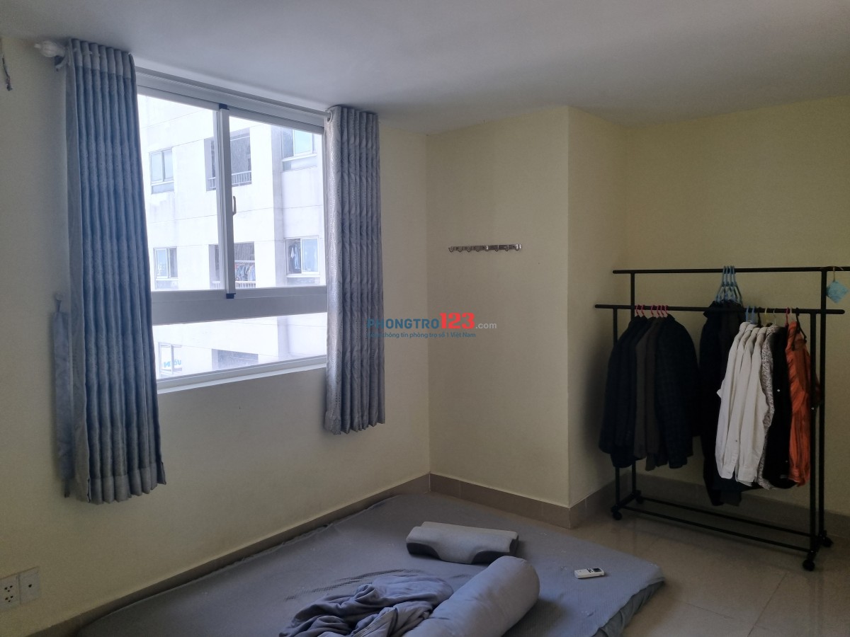 SHARE 1 PHÒNG CHUNG CƯ 2PN 1WC