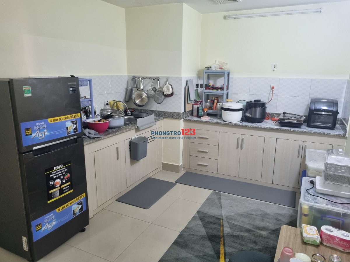 SHARE 1 PHÒNG CHUNG CƯ 2PN 1WC