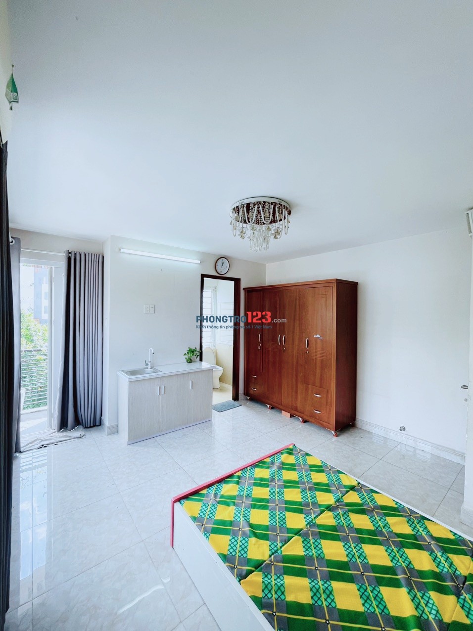 Vị trí thuận tiện, phòng đầy đủ nội thất, gần ngã 4 Thủ Đức, khu CNC