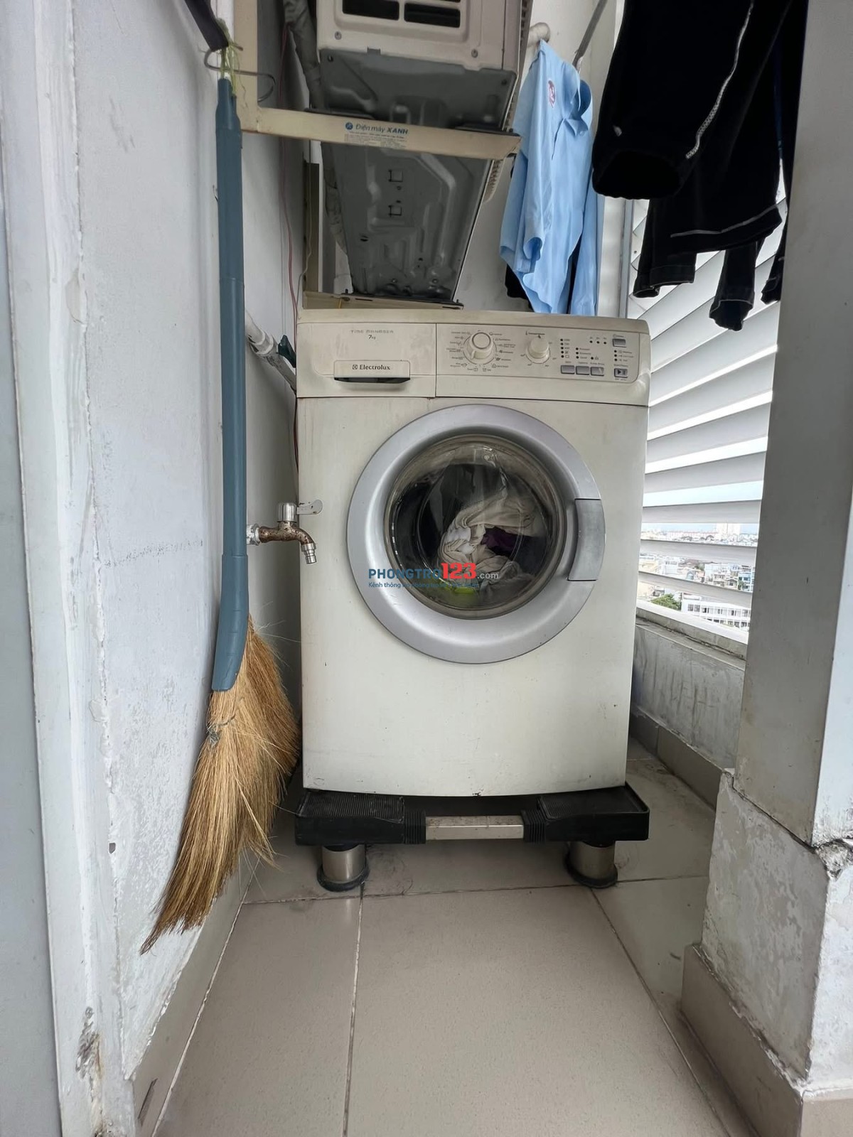 TUYỂN 2 BẠN PHÒNG KÍ TÚC XÁ TẠI CHUNG CƯ HOA SEN - Đối diện Đầm Sen