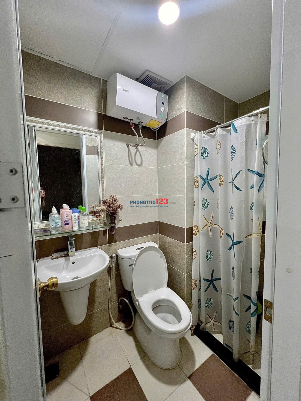 Chung cư PN Tech, Hoa Sứ, PN: 90m2, 2PN, 2WC, 16triệu, Full NT