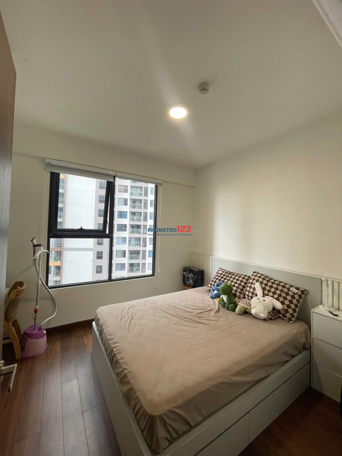 Chung cư PN Tech, Hoa Sứ, PN: 90m2, 2PN, 2WC, 16triệu, Full NT