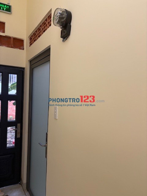 Cho thuê phòng 28m² có gác, WC riêng, giờ giấc tự do, đường số 10, Bình Trưng Tây, 5tr/tháng