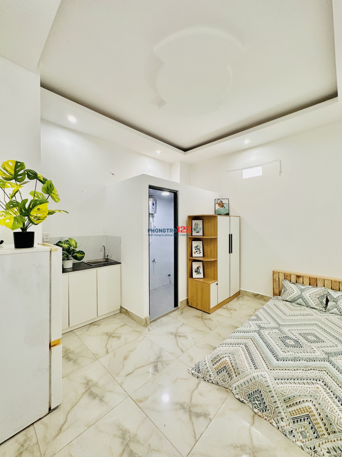 TRỐNG 2PHÒNG BAN CÔNG+CỬA SỔ GIẾNG TRỜI_FULL NỘI THẤT Ở LIỀN NGAY CHỢ PHẠM VĂN BẠCH_HUỲNH VĂN NGHỆ