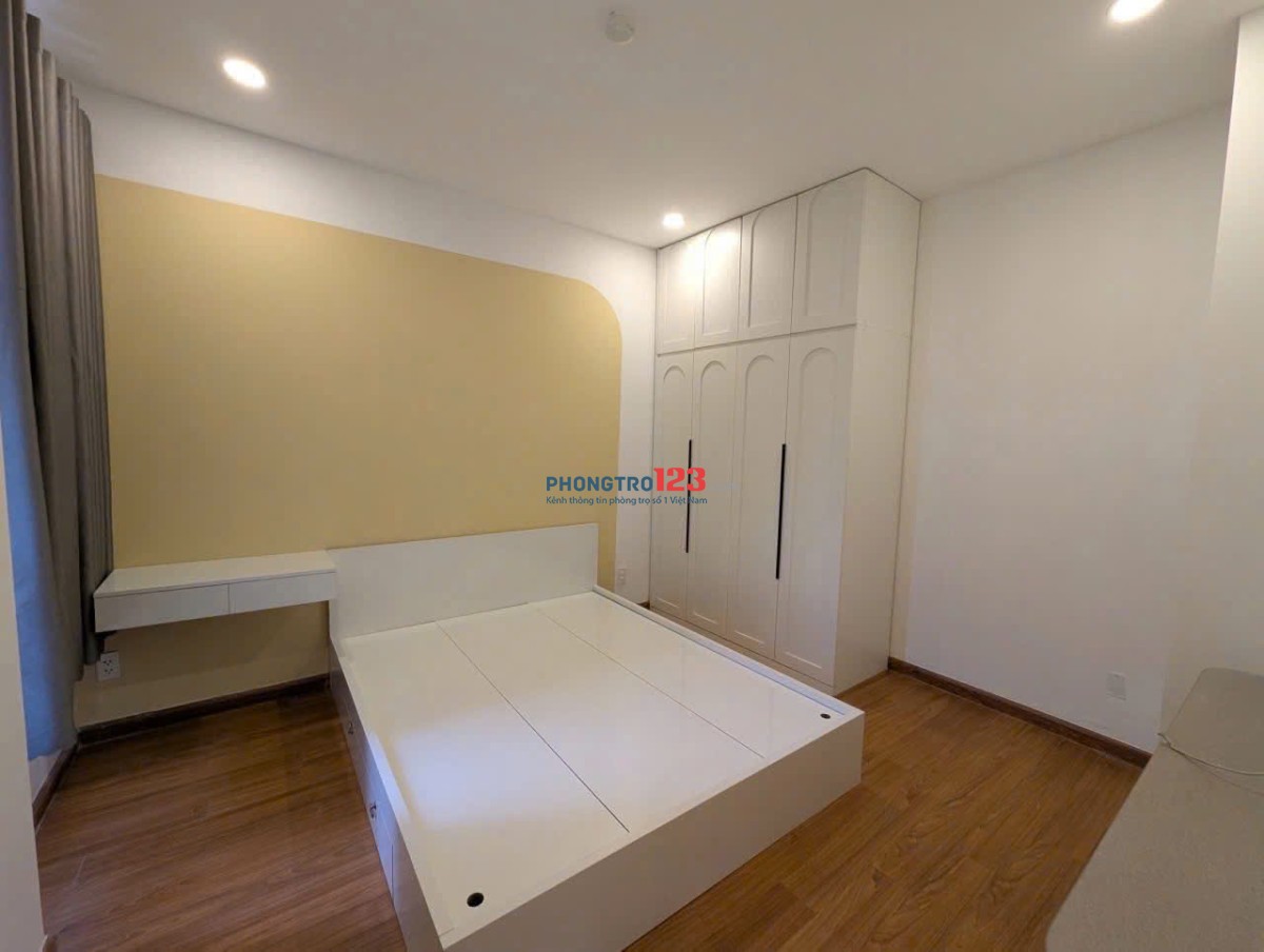 Chung cư Kingston, Hoàng Văn Thụ, PN: 80m2, 2p ngủ, Full nội thất, 17tr