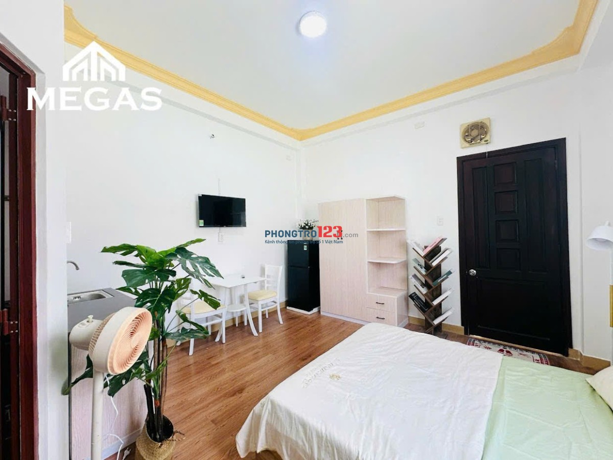 TRỐNG - MẶT TIỀN NGAY LUỸ BÁN BÍCH VÀ TRỊNH ĐÌNH TRỌNG