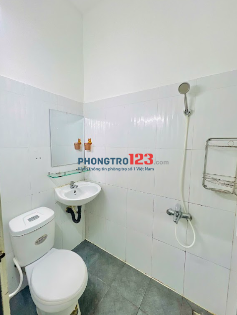 Cho thuê phòng gác lửng full nội thất-Gần đại học HuTech Bình Thạnh