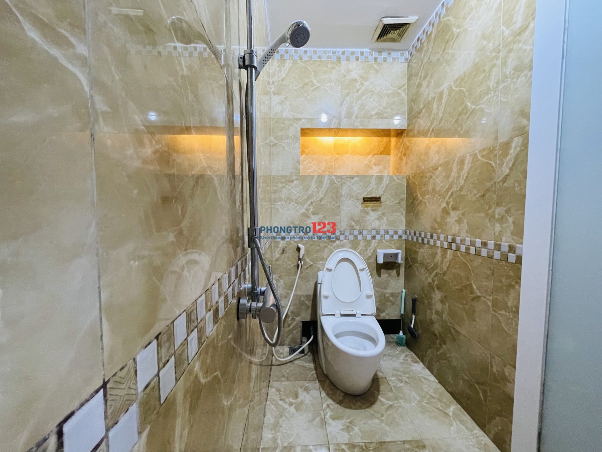 Phòng Đầy Đủ Tiện Nghi Q.Bình Thạnh, Có bếp, Có Bảo vệ, Thang Máy. Dt: 20m2. Giá: 4tr/tháng