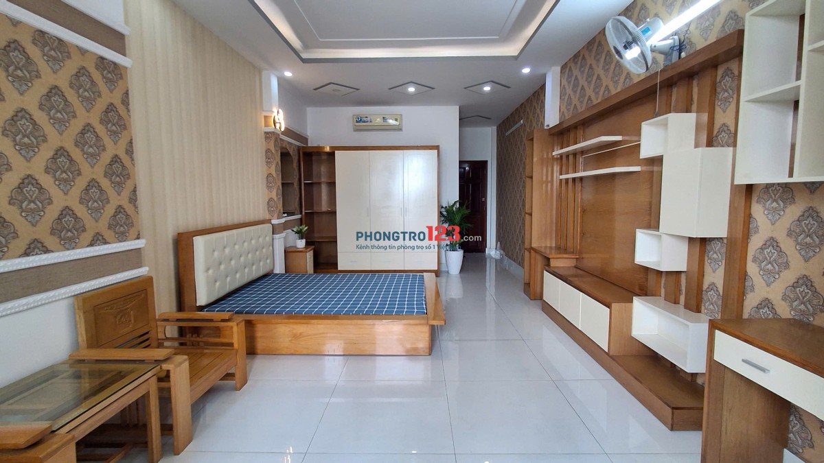 CĂN HỘ BAN CÔNG 48M2 FULL NỘI THẤT NGAY EMART PHAN HUY ÍCH