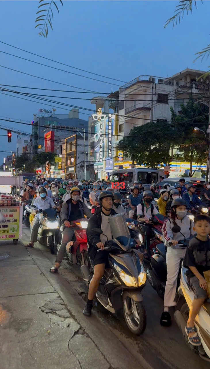  sang nhượng mặt bằng kinh doanh vị trí vàng nguyễn gia trí, bình thạnh