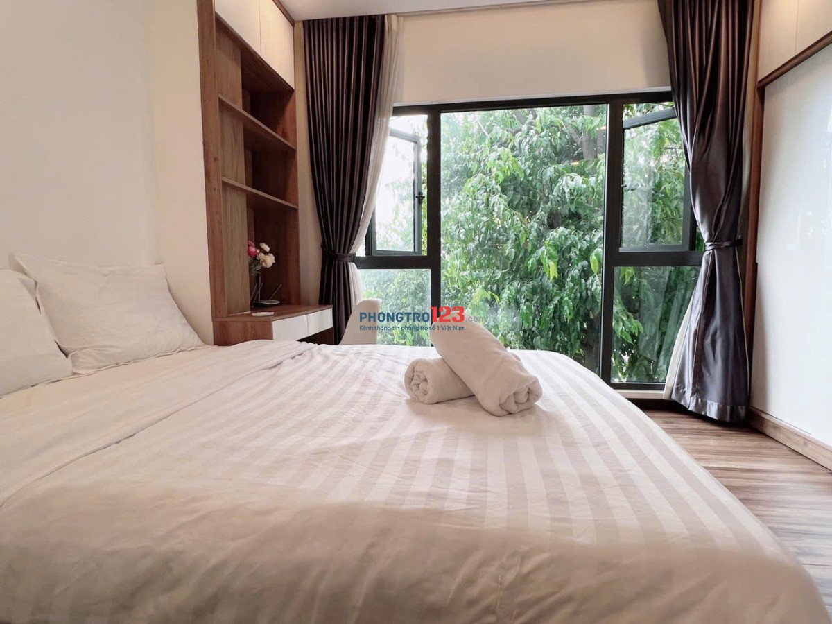  Studio cửa kính full view cây xanh – Ánh sáng tự nhiên cực đẹp – Full nội thất