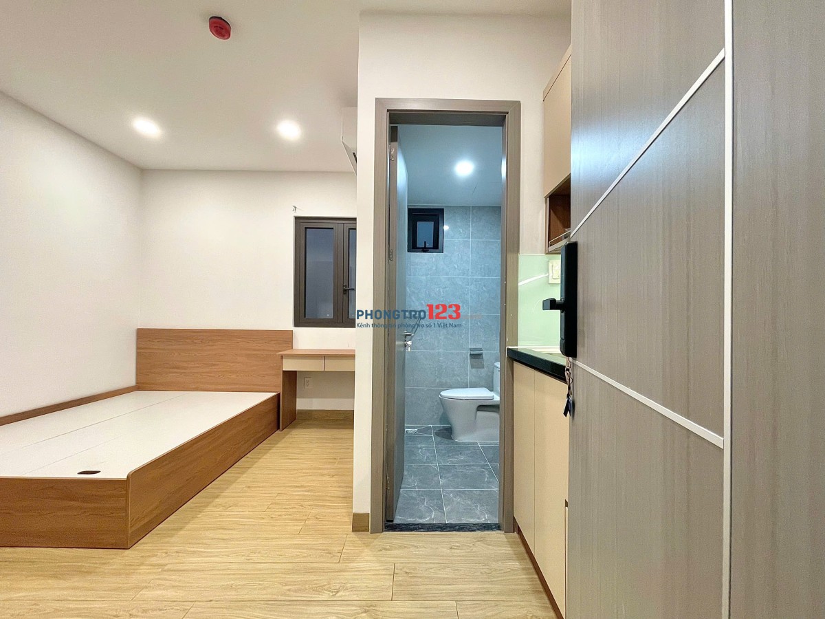 TRỌ BÌNH THẠNH GẦN NGÃ TƯ HÀNG XANH,Q1,Q3 - STDIO MÁY GIẶT RIÊNG CỬA SỐ LỚN - XÔ VIẾT NGHỆ TĨNH - BT