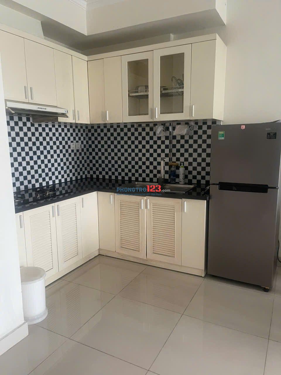 C/c Nguyễn Ngọc Phương căn 2p ngủ, nội thất cao cấp, giá 15tr/th