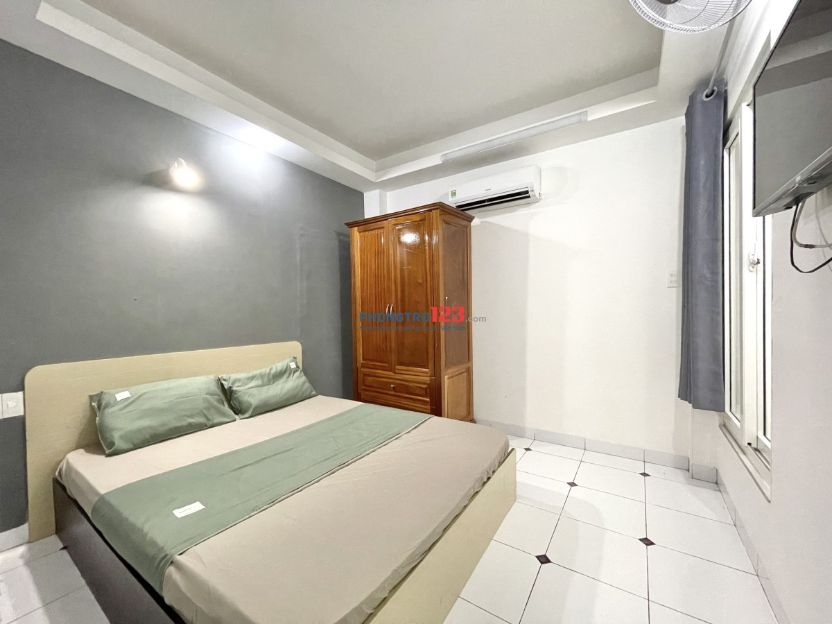 CĂN HỘ BAN CÔNG 2PN - BẾP RIÊNG FULL TIỆN NGHI NGAY CHỢ PHẠM VĂN HAI, CV HOÀNG VĂN THỤ