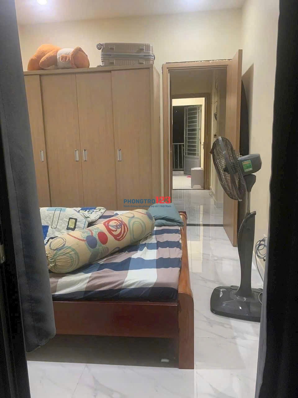 Cho thuê nhà riêng khu Nguyễn Hữu Cảnh, Nhà cấp 4, 2PN, 1WC, giá 9tr5/th.