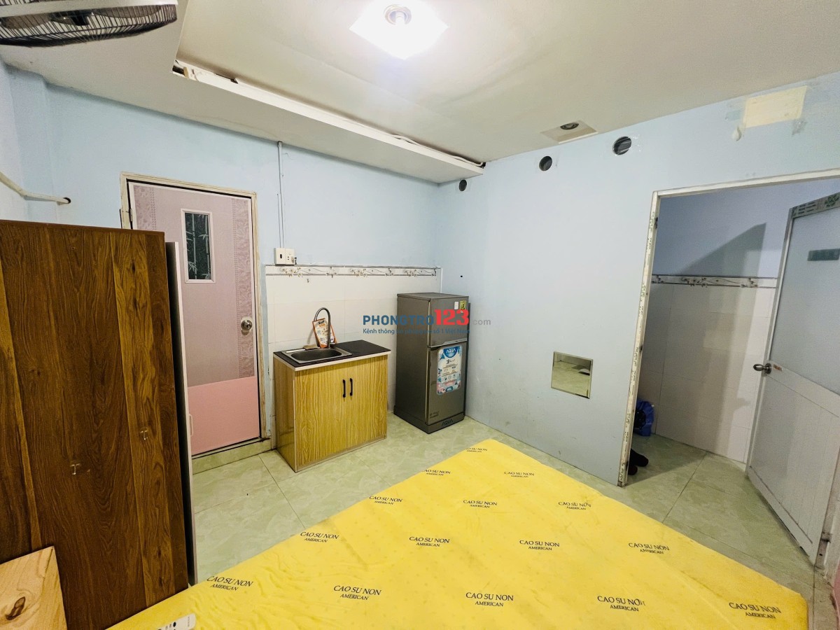 Phòng trọ giá rẻ 3 tr 7/ tháng Nguyễn Xí Bình Thạnh