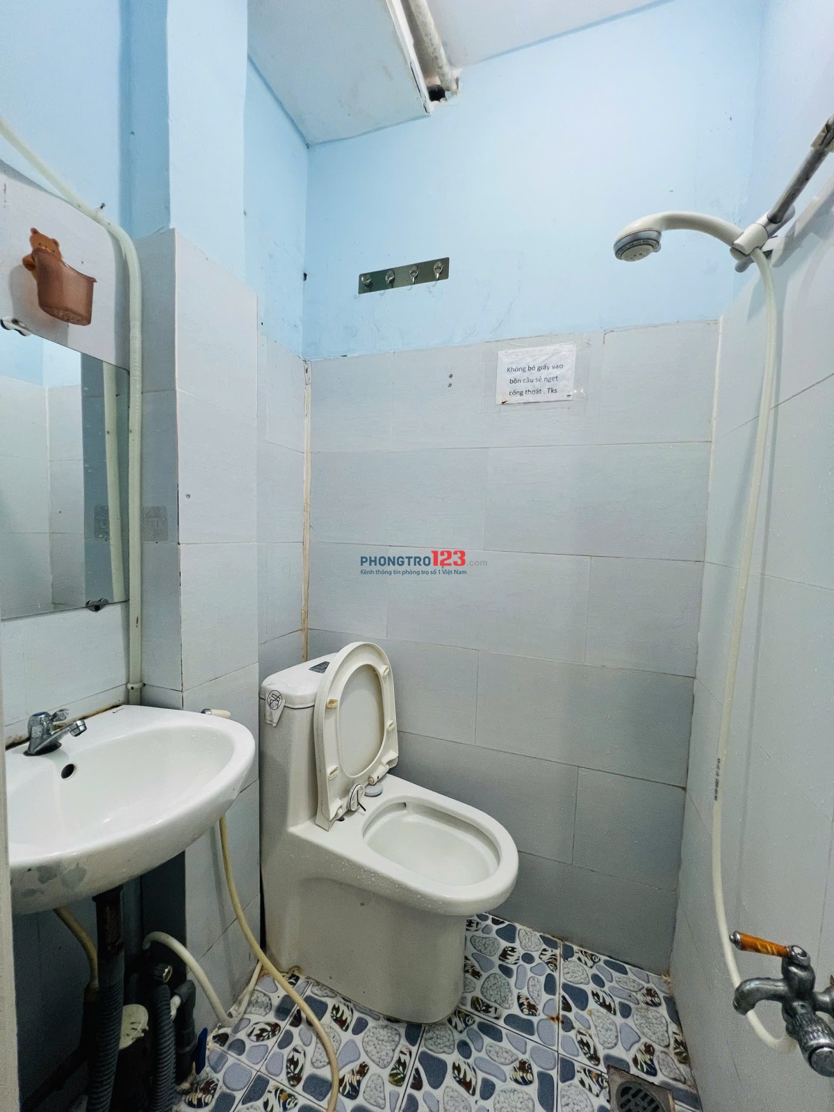 Phòng trọ giá rẻ 3 tr 7/ tháng Nguyễn Xí Bình Thạnh