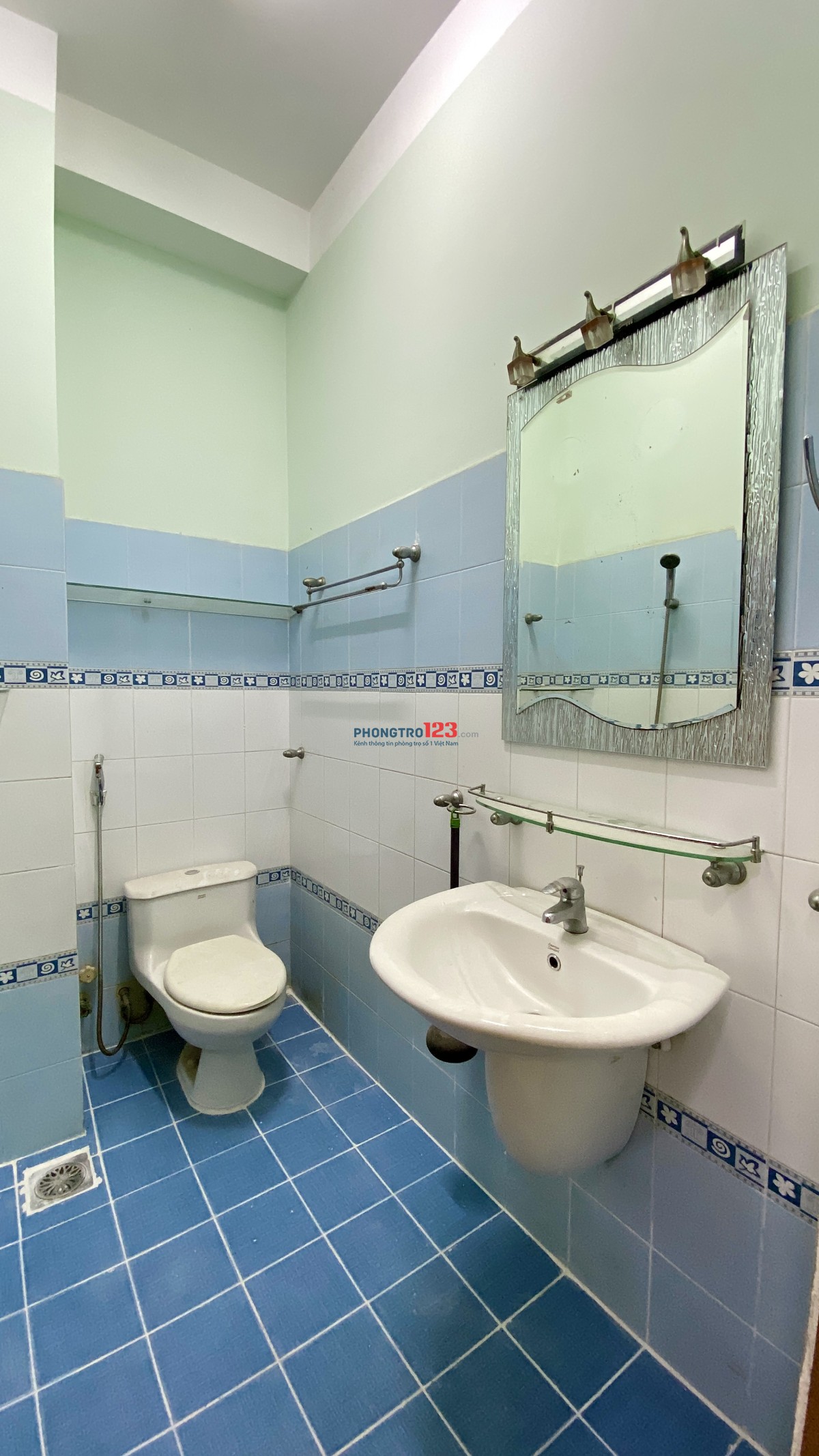 Ký túc xá Quận 5 chỉ 1tr3 – Bao điện nước, để xe – Gần ĐH Sài Gòn 200m