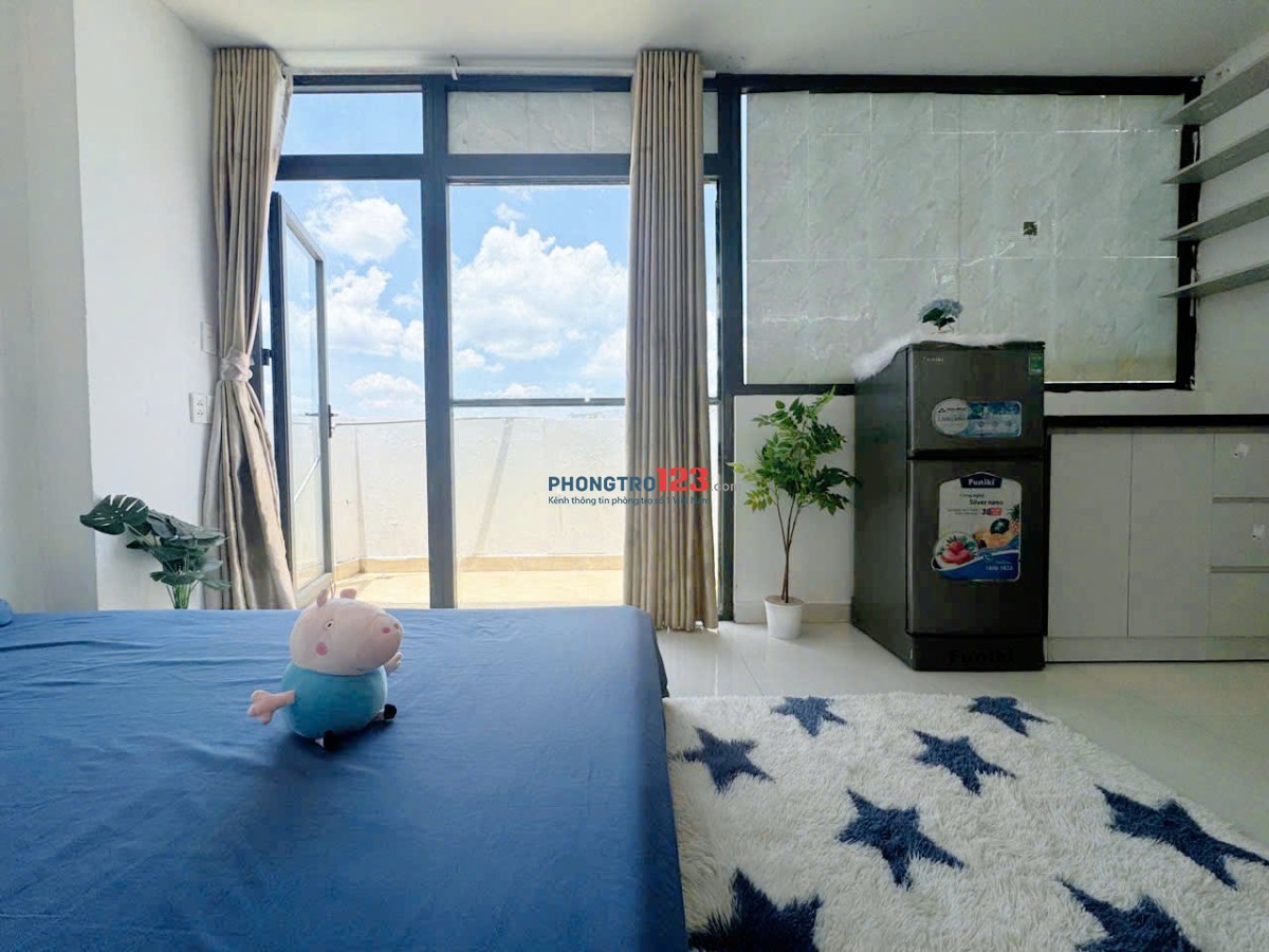 CHO THUÊ PHÒNG BAN CÔNG LỚN, FULL NỘI THẤT BÌNH THẠNH GẦN CHỢ BÀ CHIỂU, VẠN KIẾP, NHÀ THANG MÁY