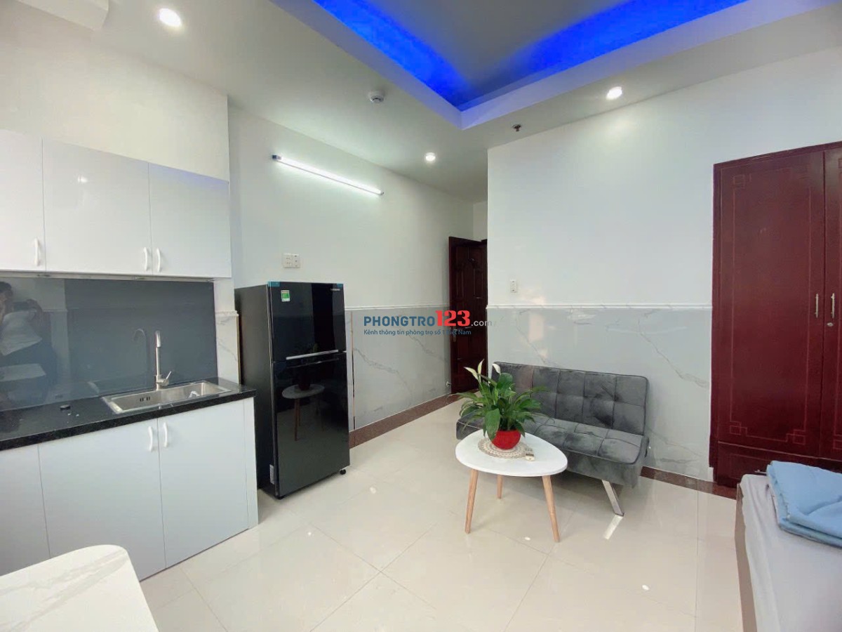 TRỌ BÌNH THẠNH GẦN Q1,Q3,NGÃ TƯ HÀNG XANH - 32m2 CỬA SỔ THOÁNG FULL NỘI THẤT - PHAN VĂN HÂN - BT