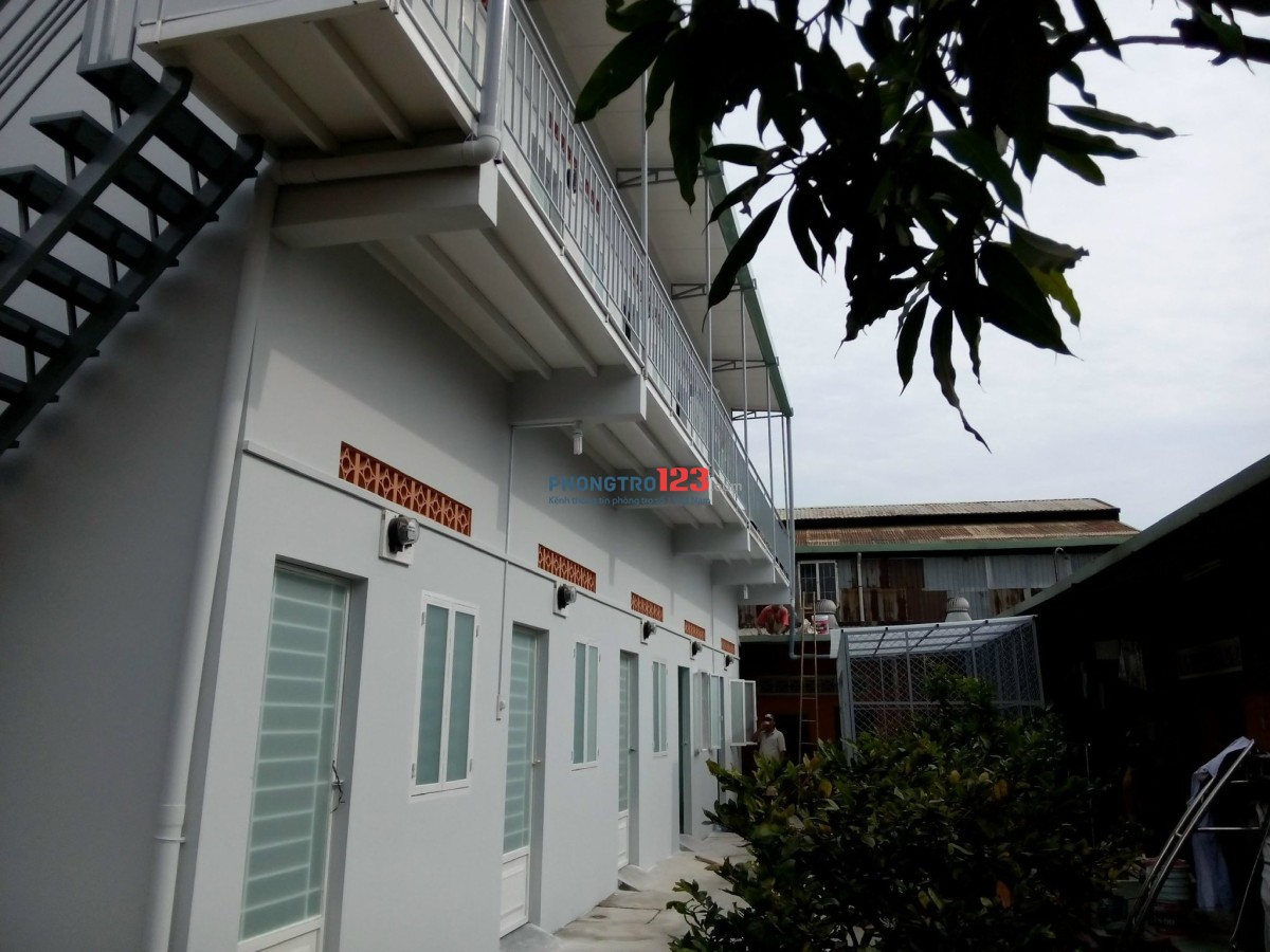 Phòng trọ lớn, gần trường Nguyễn Tất Thành, chợ Vườn Lài