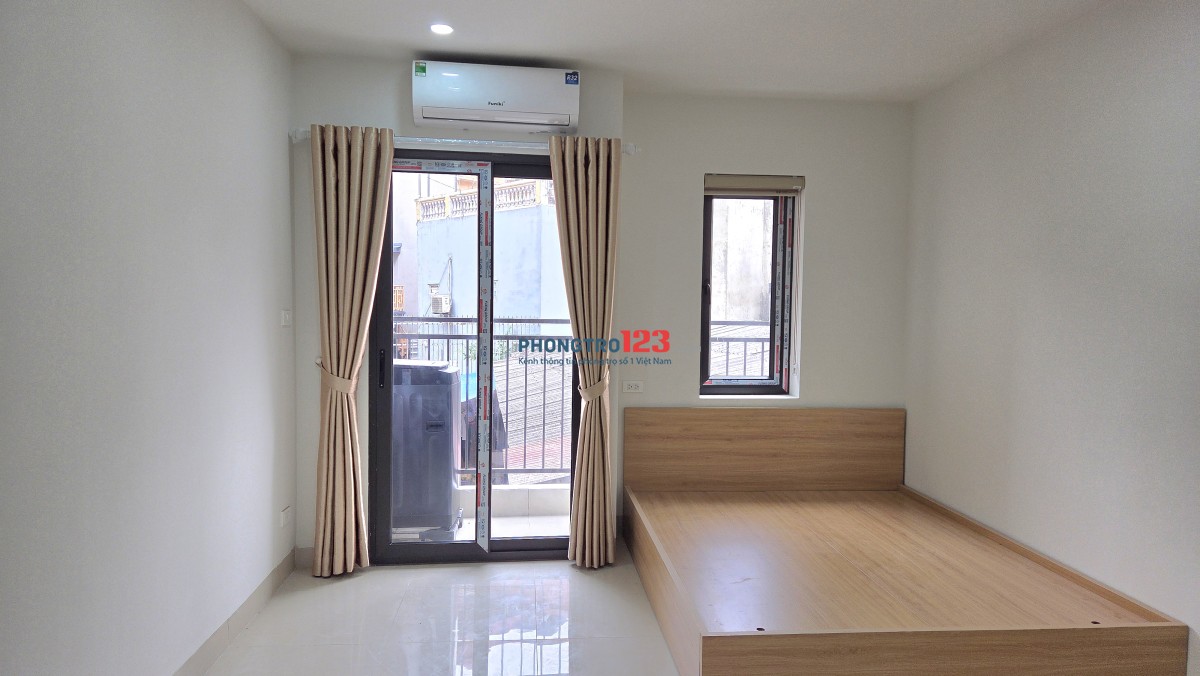 Studio 30M2 tại Lạc Long Quân Tây hồ (Cầu Giấy cũ) - siêu thoáng - chuẩn PCCC