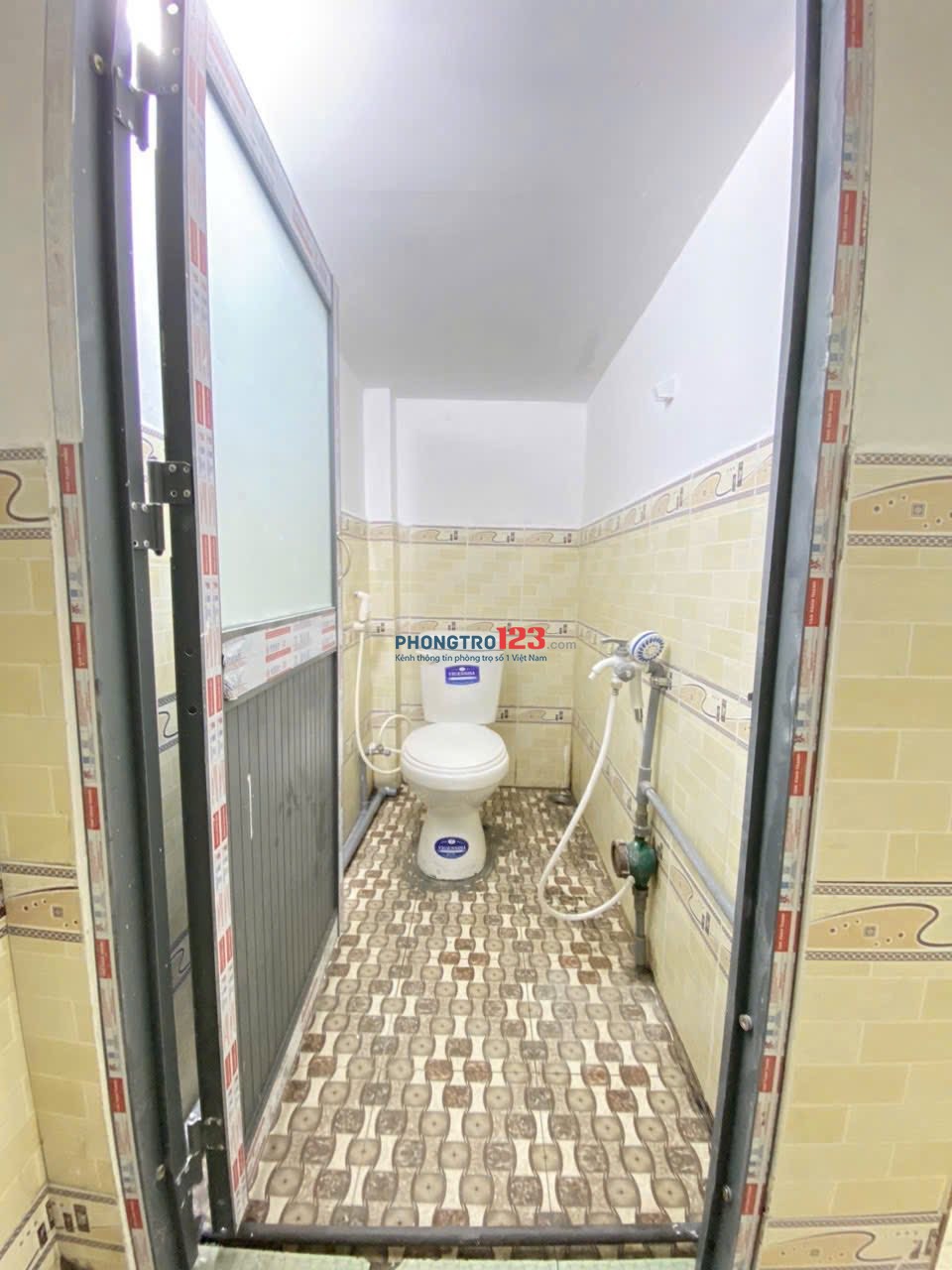 Phòng Gác cao KHông Chung chủ giờ Thoải Mái Đường số 4 Linh Xuân gần Làng ĐH Thủ Đức