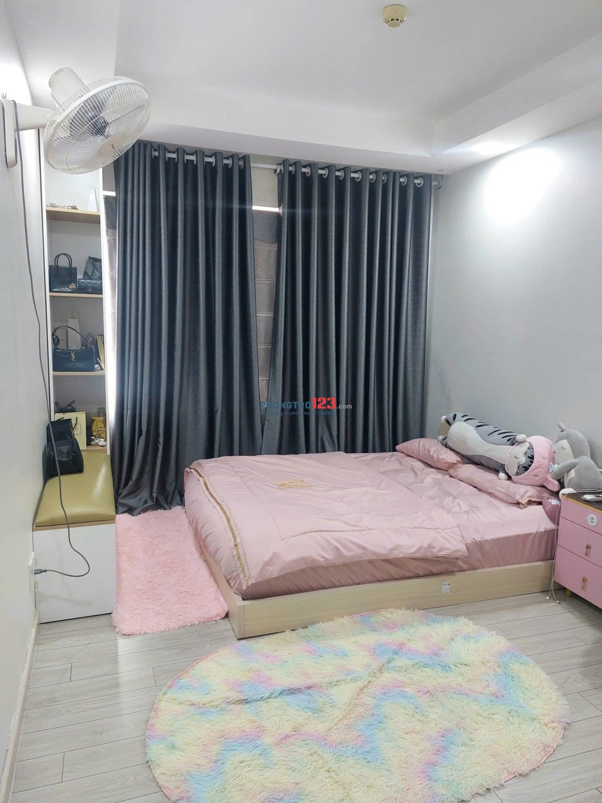 Chỉ 10tr/th, Căn hộ 58m2, Nội thất đủ, C/C Screc, Trường Sa, Quận 3.