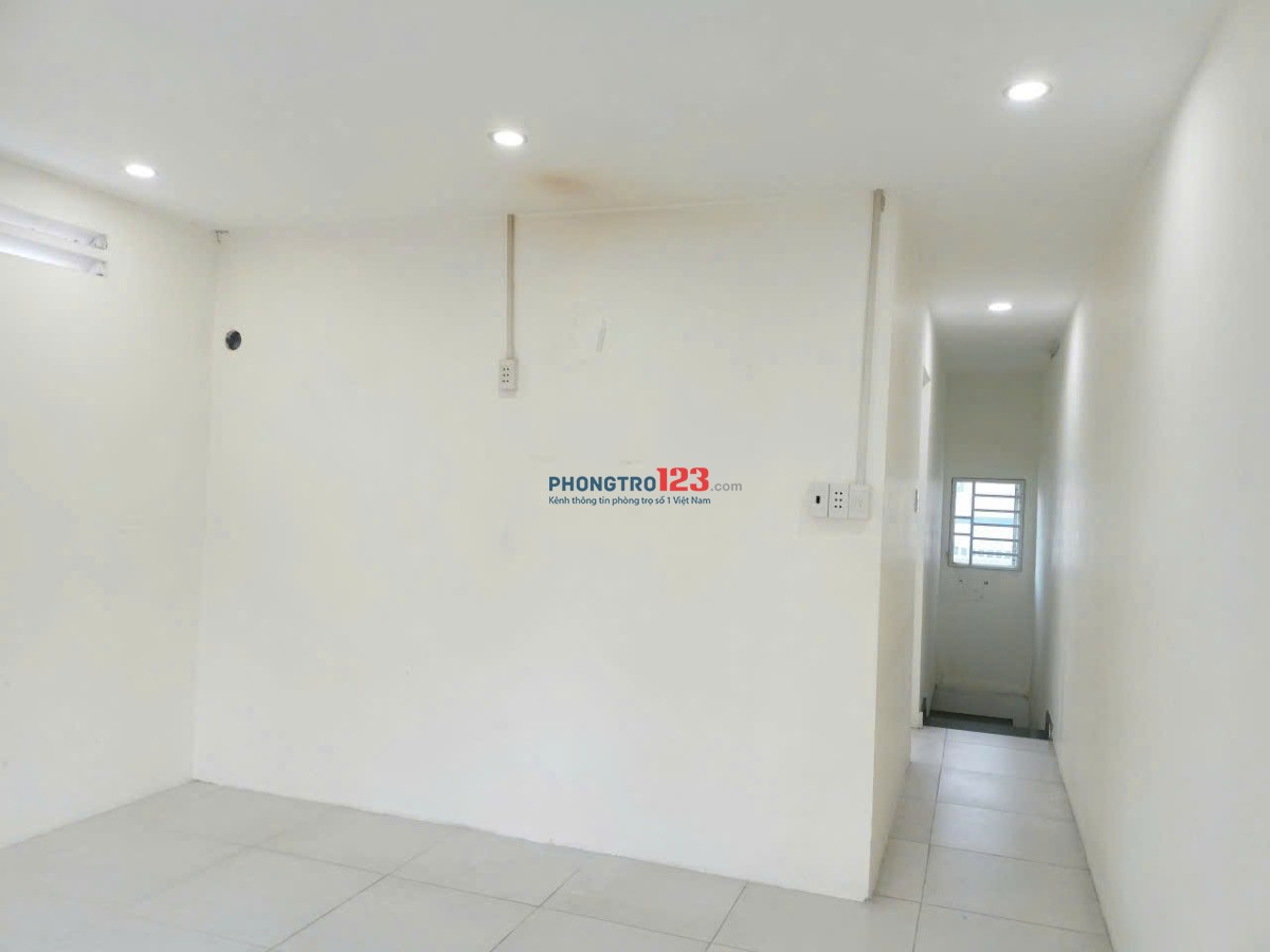 Nhà Cấp 4- Võ Duy Ninh: Rộng 60m2( 4x15) 2p ngủ, giá 10tr/th