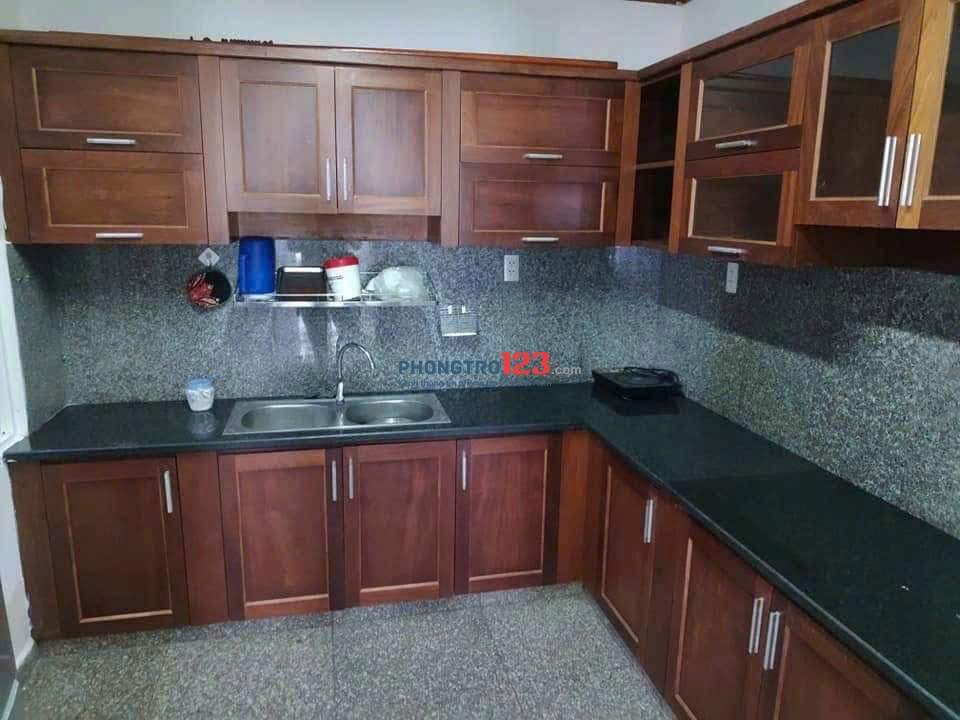 Phòng cao cấp đầy đủ nội thất trong chung cư an ninh 24/24 ở Q7 gần cầu Ánh Sao và hồ Bán Nguyệt