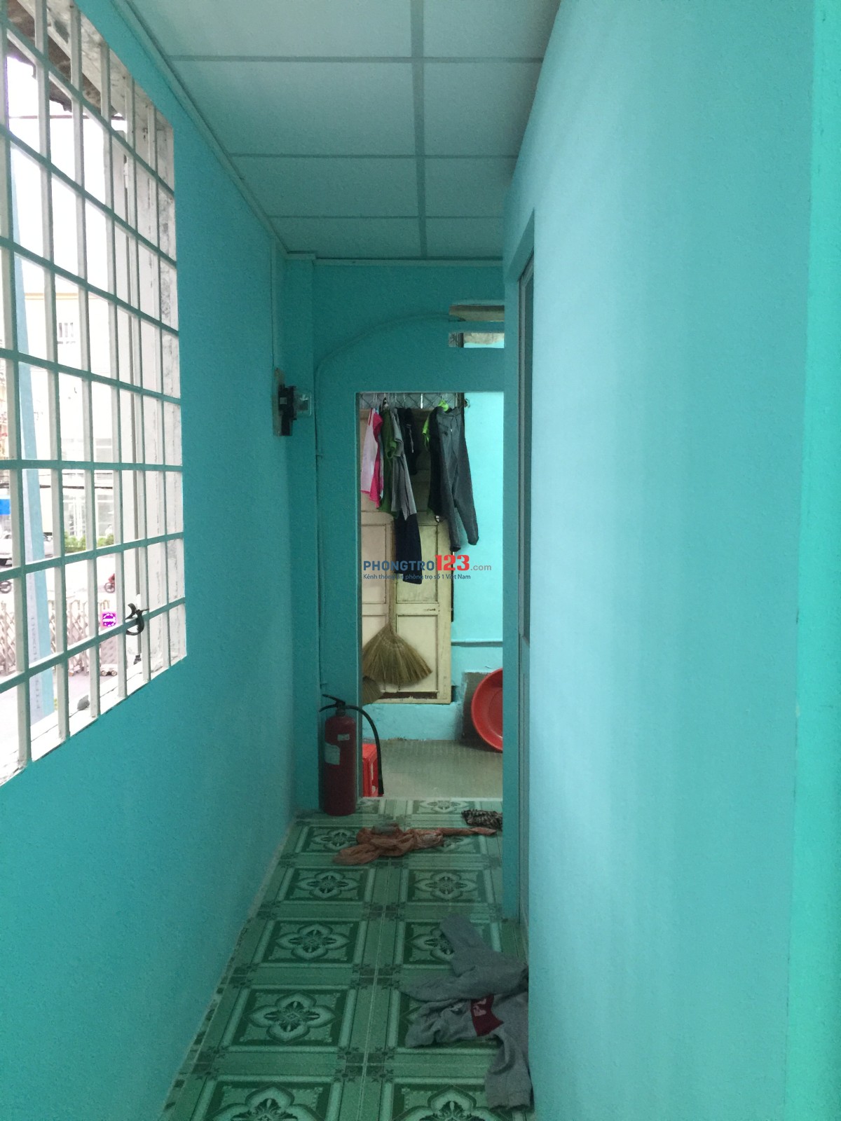 Một phòng một nữ. An ninh, yên tĩnh, thoát mát, lịch sự.