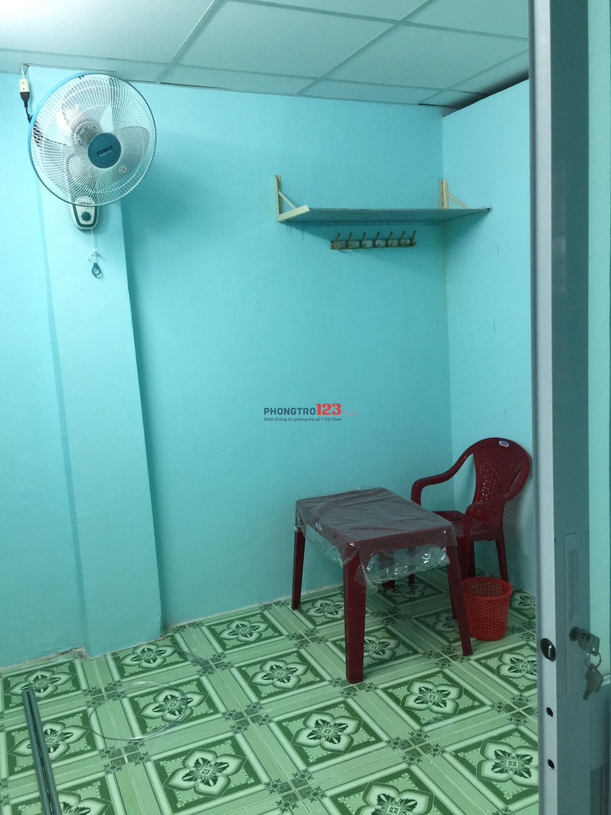 Một phòng một nữ. An ninh, yên tĩnh, thoát mát, lịch sự.