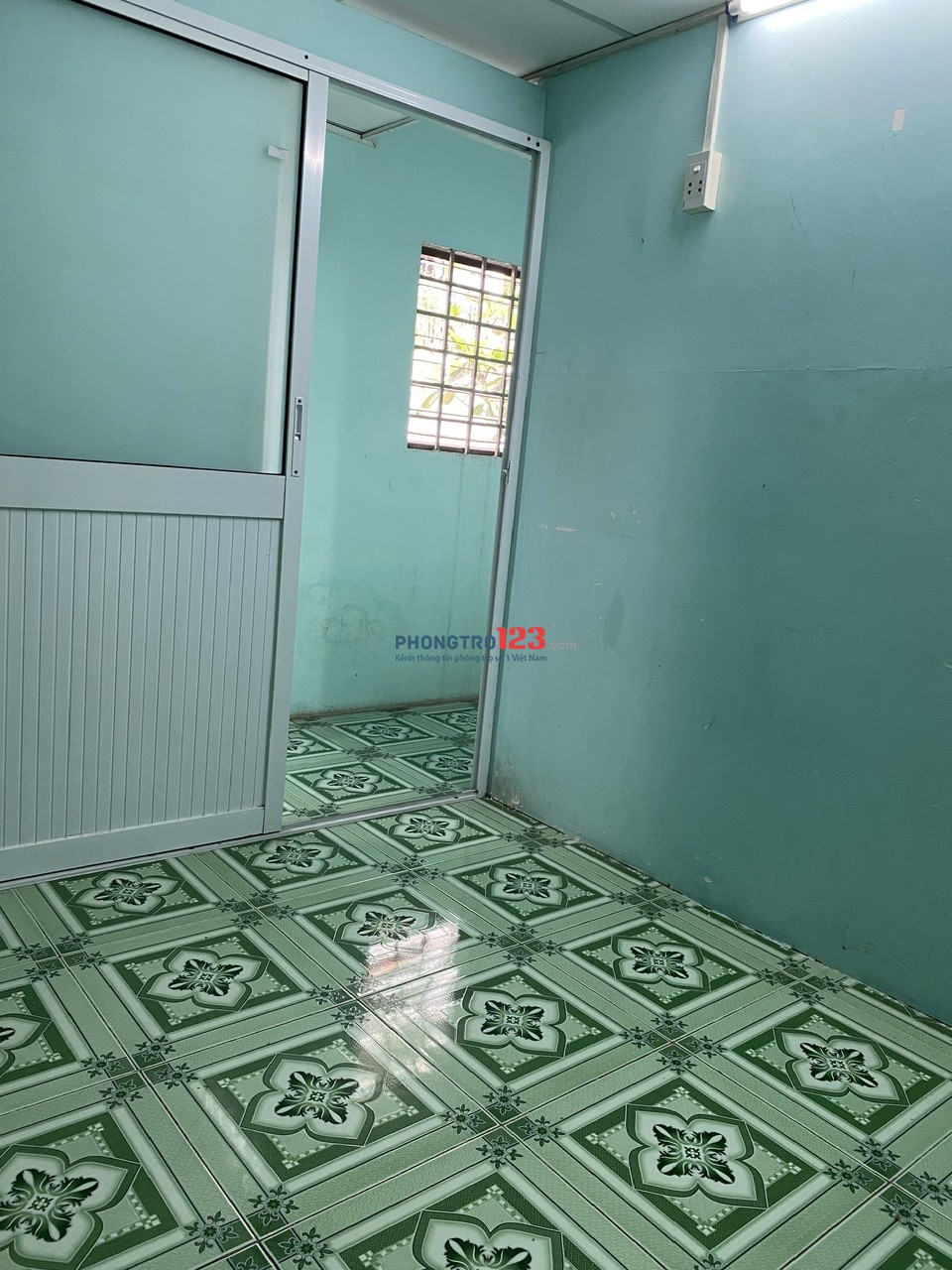 Một phòng một nữ. An ninh, yên tĩnh, thoát mát, lịch sự.