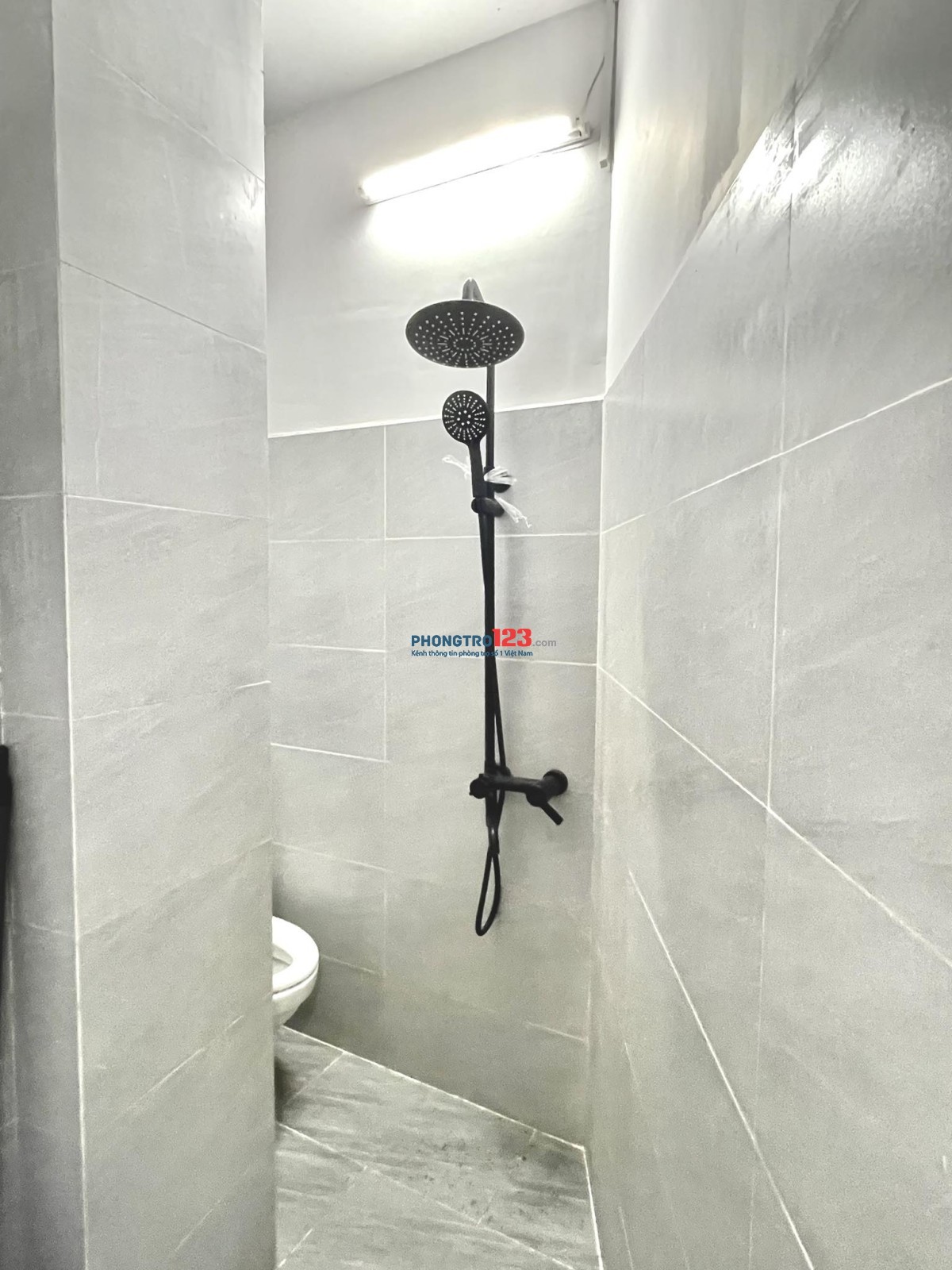 Cho thuê nhà riêng chính chủ - Hẻm xe hơi 245 Hoàng Văn Thụ - 48m2 - 1 trệt, 1 lầu - 15tr/tháng