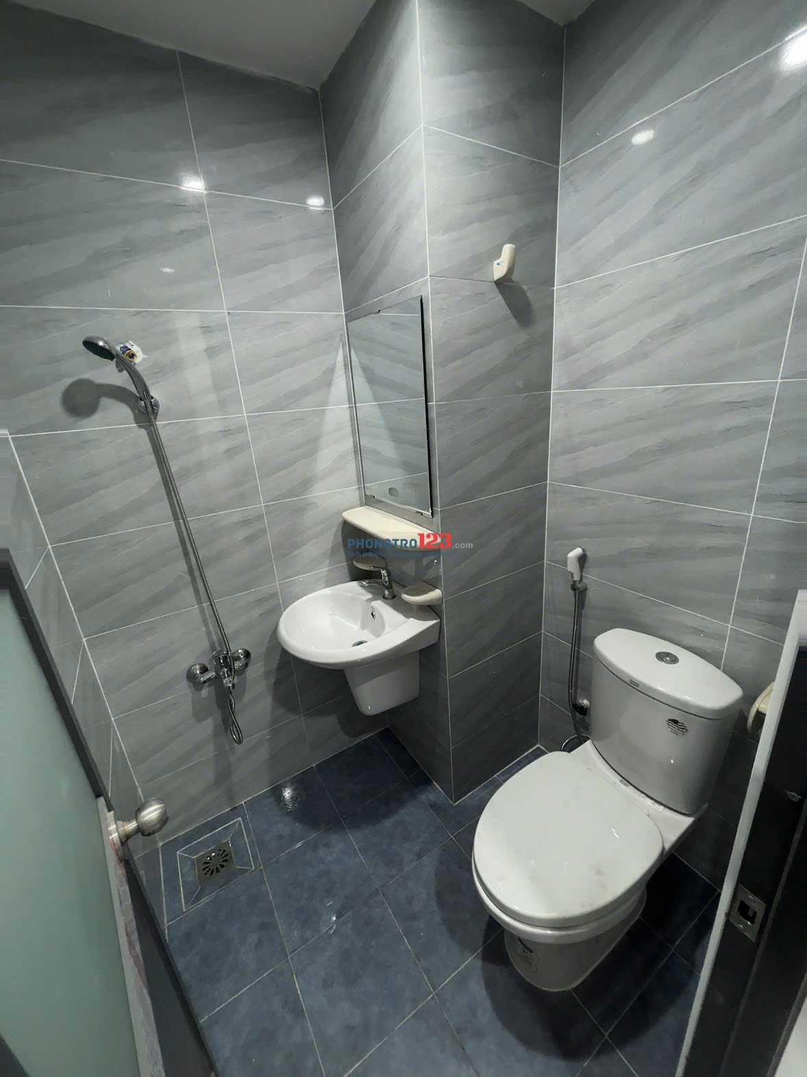 Cho thuê chdv Cát Lái gần citisoho, Giá 3tr8 full nt (31/3 vào ở được) 