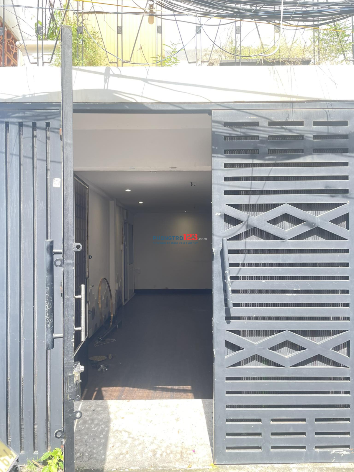 Cho thuê nhà riêng chính chủ - Hẻm xe hơi 245 Hoàng Văn Thụ - 48m2 - 1 trệt, 1 lầu - 15tr/tháng