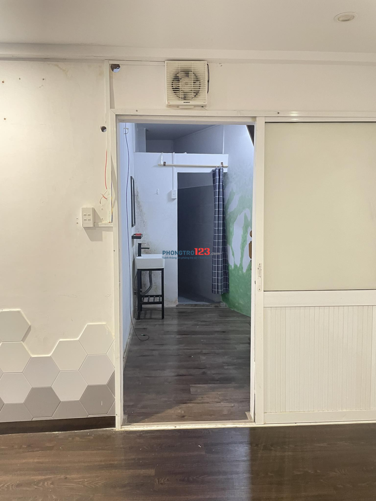 Cho thuê nhà riêng chính chủ - Hẻm xe hơi 245 Hoàng Văn Thụ - 48m2 - 1 trệt, 1 lầu - 15tr/tháng