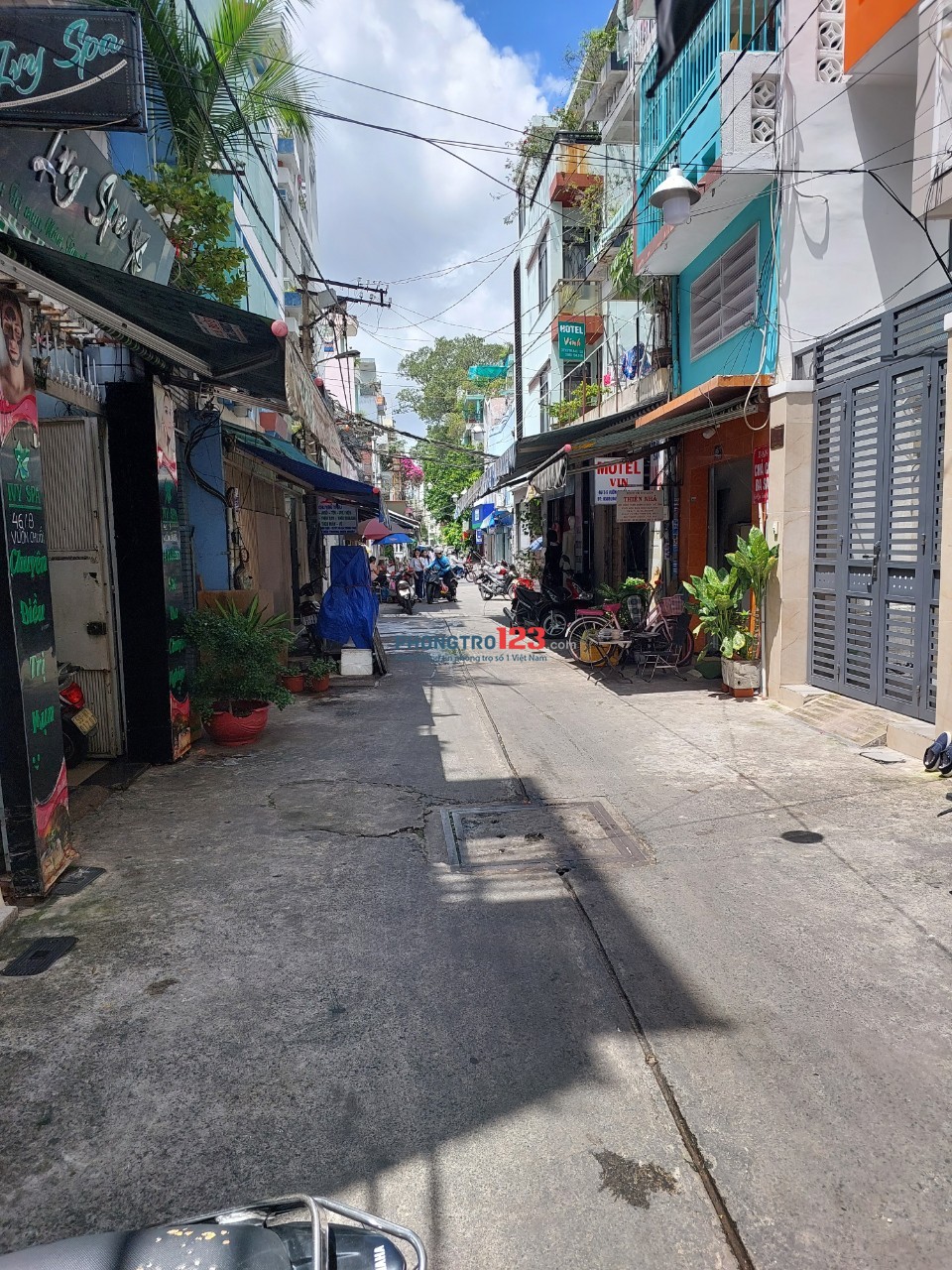 Cho thuê mặt bằng Q3.ngay chợ Vườn Chuối.4tr1