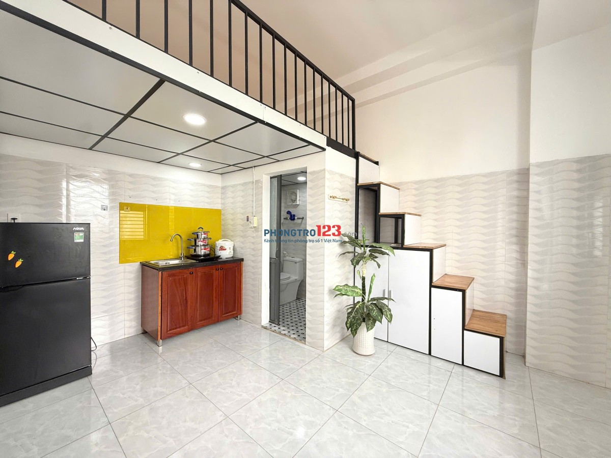 CĂN HỘ GÁC LỬNG 25m2 FULL TIỆN NGHI LÝ THƯỜNG KIỆT GẦN ĐẠI HỌC BÁCH KHOA