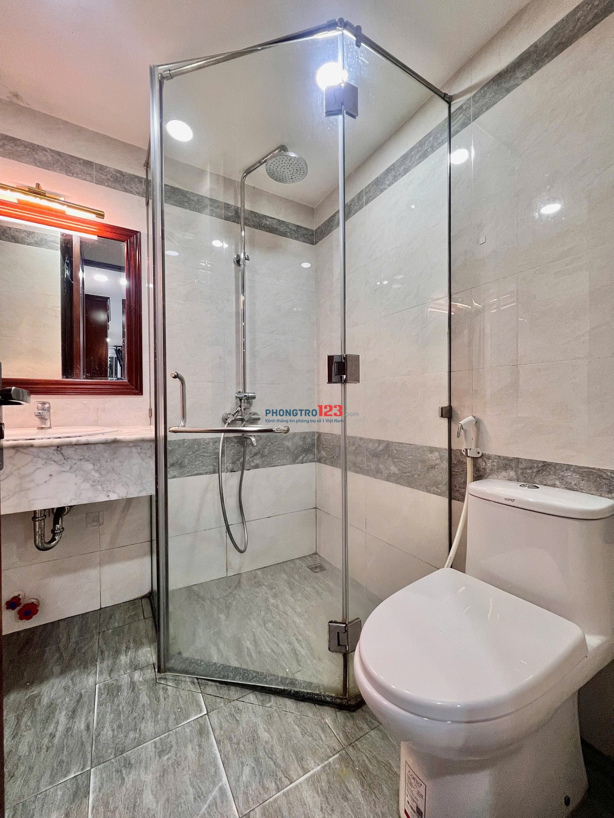 Căn Hộ Full Nội Thất Ngay Công Viên Tao Đàn