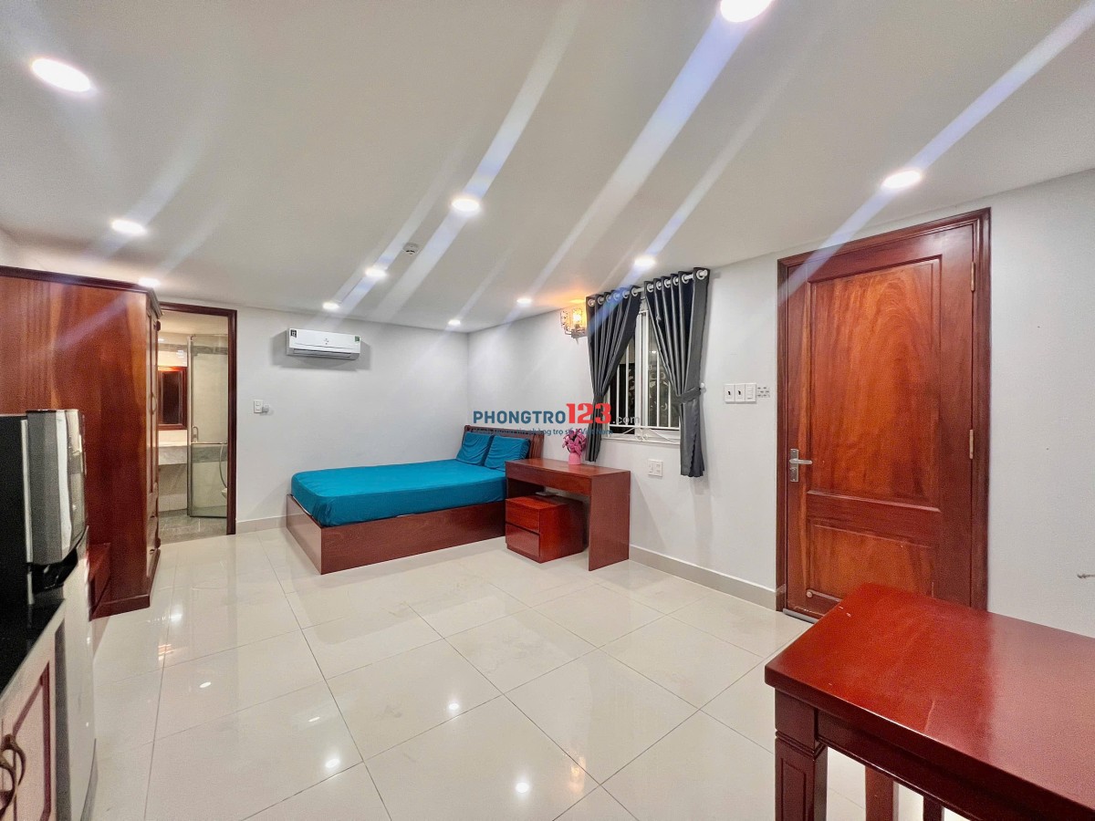 Căn Hộ Full Nội Thất Ngay Công Viên Tao Đàn