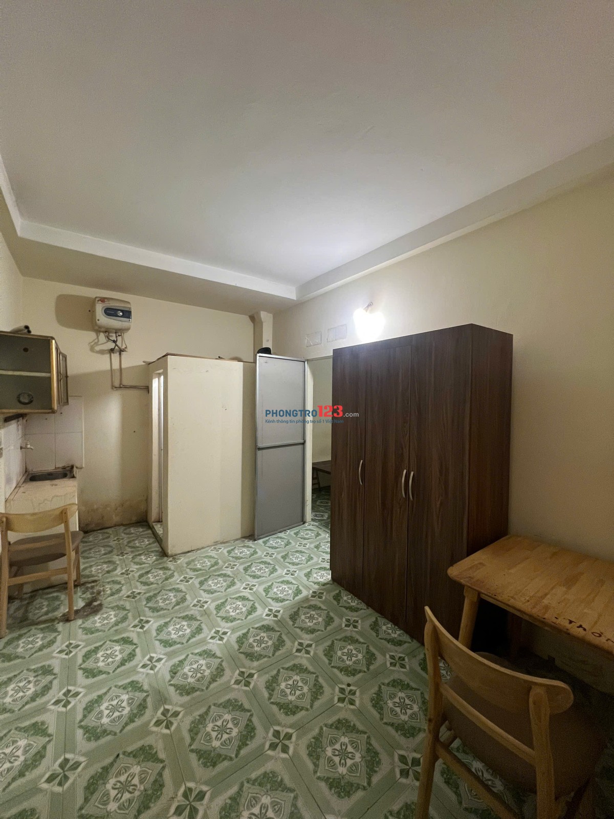 PHÒNG TRỌ RẺ NHẤT PHÚ DIỄN 1 KHÁCH 1 NGỦ GIÁ 3,8 TR