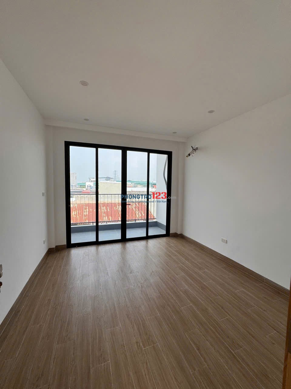 Cho thuê nhà riêng mặt tiền Phố Đồng Nhân An Khánh Hà Nội