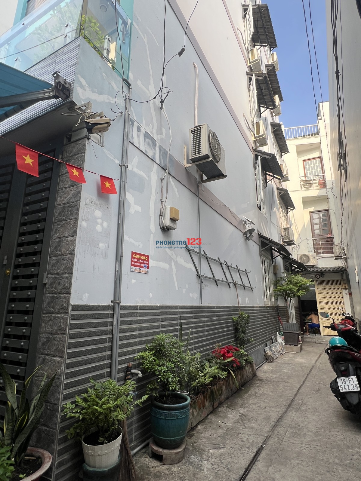 PHÒNG MỚI ĐẸP CHO NỮ THUÊ NGAY TRUNG TÂM Q3